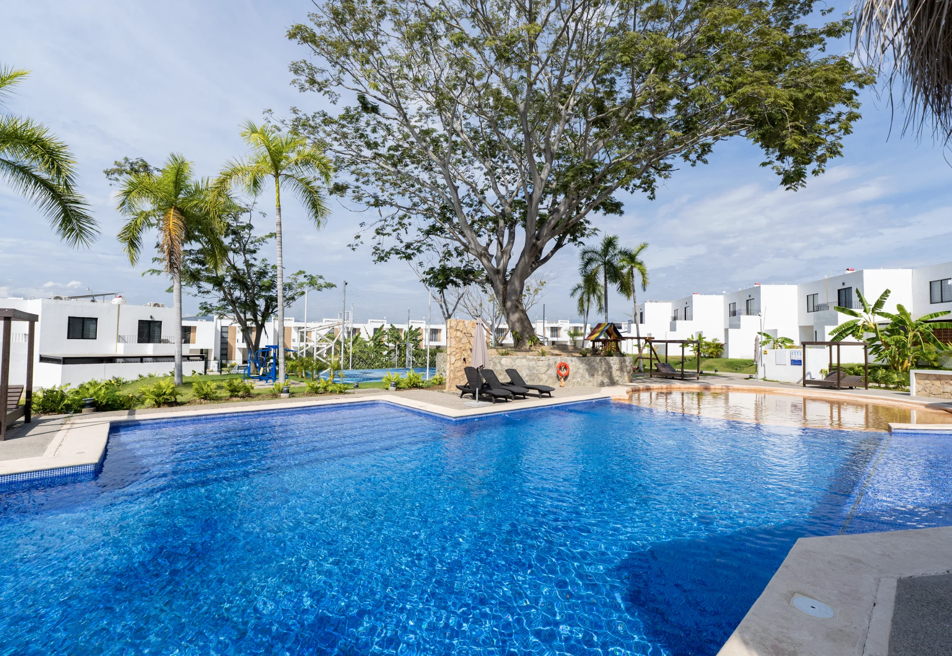 Areas verdes Aldea Hortus